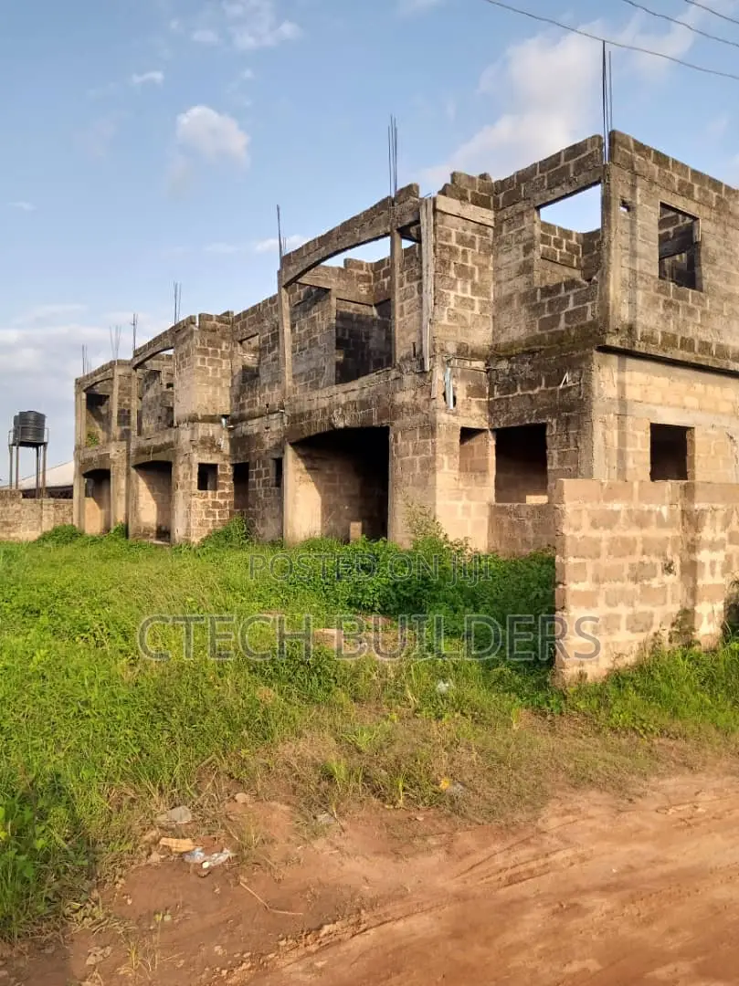 2bdrm Block of Flats in Benin City for sale