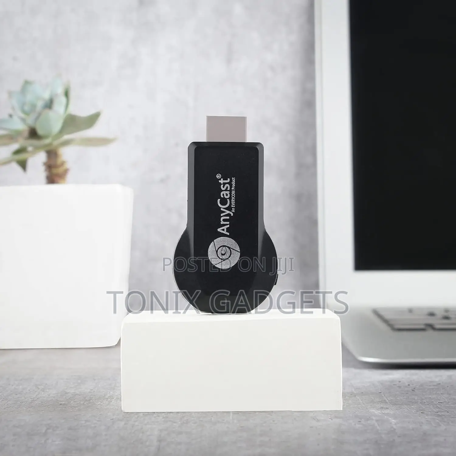 Google HDMI Dongle With Wireless Display