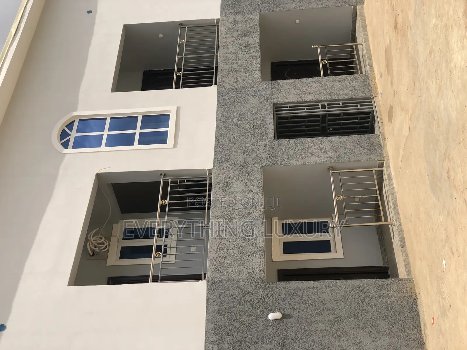 2bdrm Block of Flats in Ushafa for rent