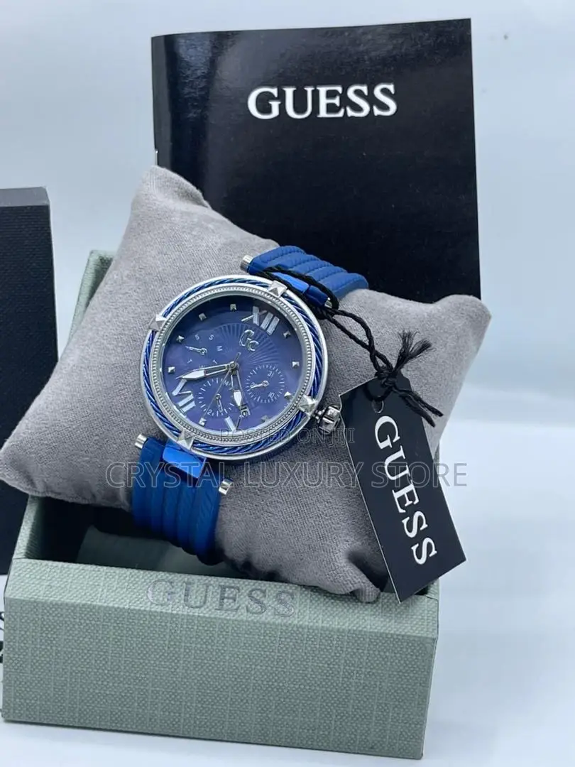 Guess Quality Luxury Wristwatch