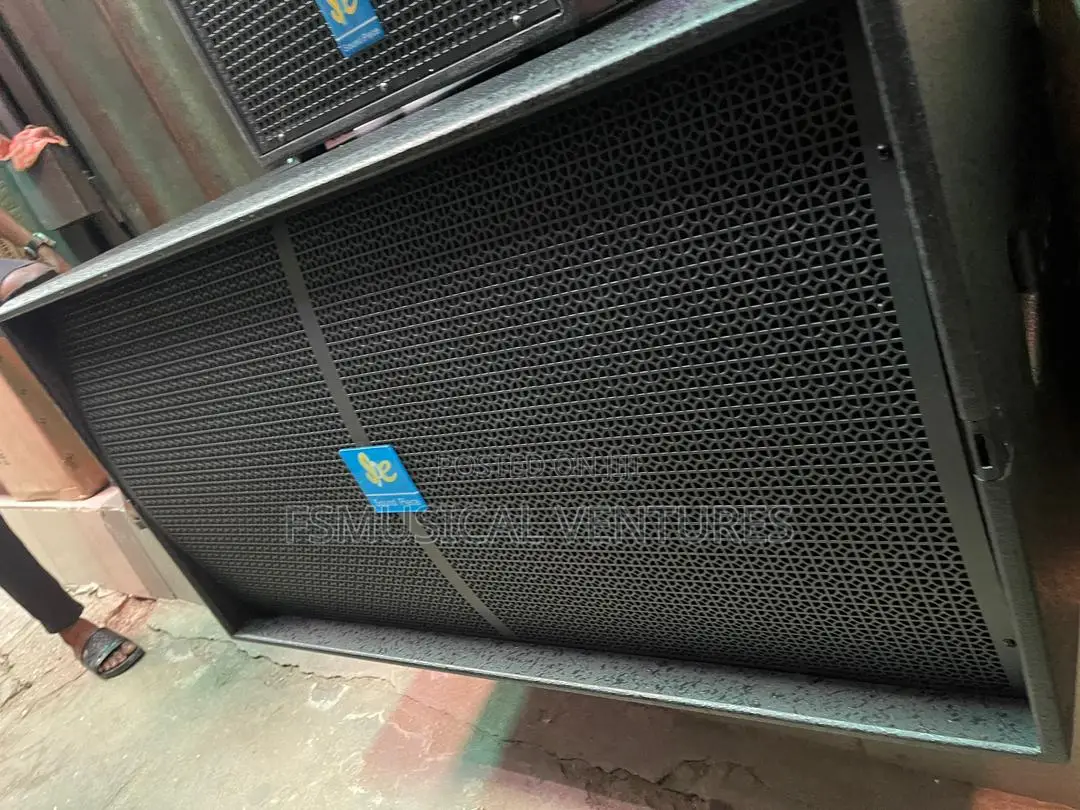 Soundpiece SPE-218C 18" Double Subwoofers Black Color