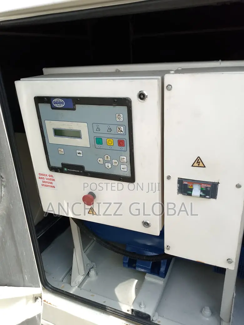 F.G Wilson 150kva Soundproof Diesel Generator