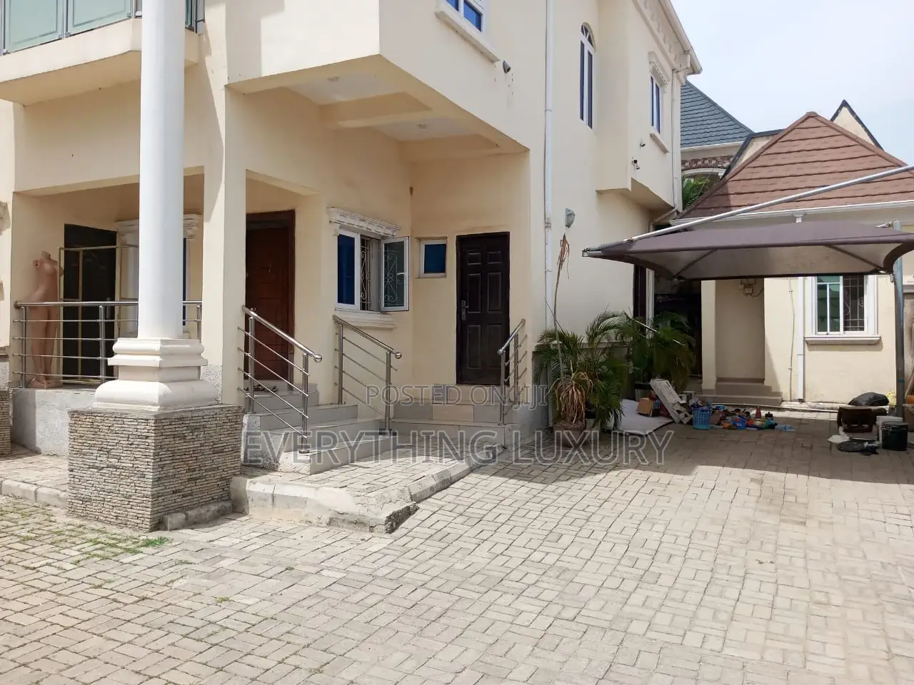 3bdrm Penthouse in Ushafa for rent