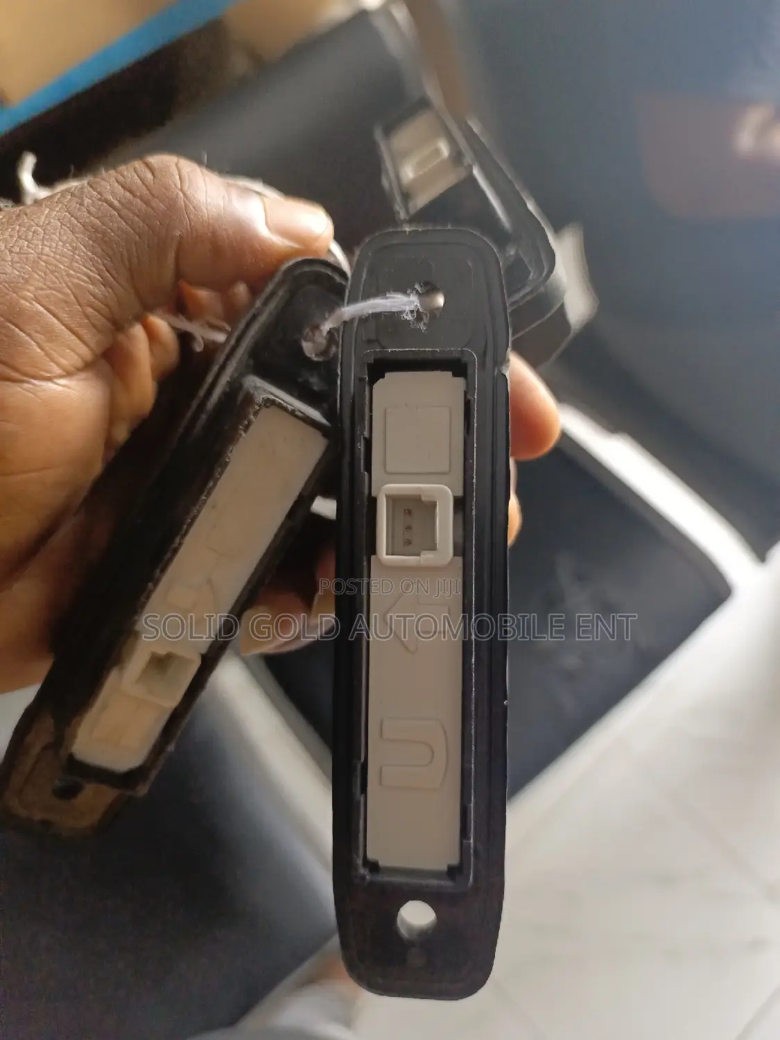 Tailgate/ Booth Switch Land Cruiser 2010-2018