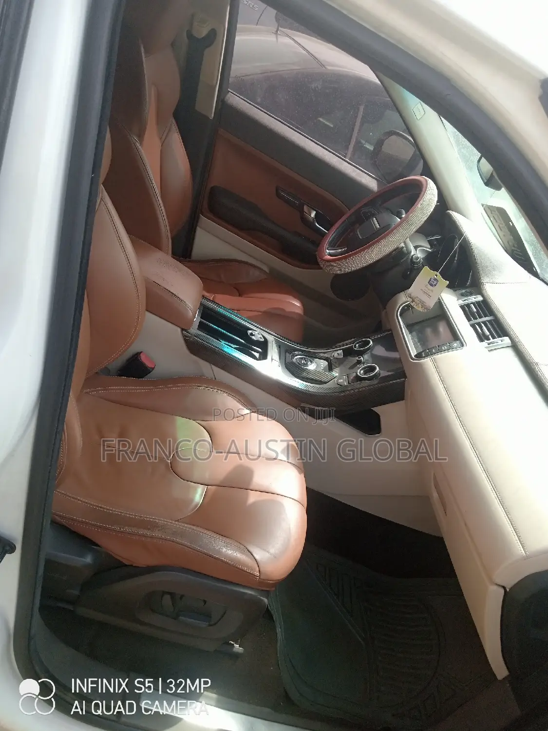 Land Rover Range Rover Evoque Pure AWD 5-Door 2013 White