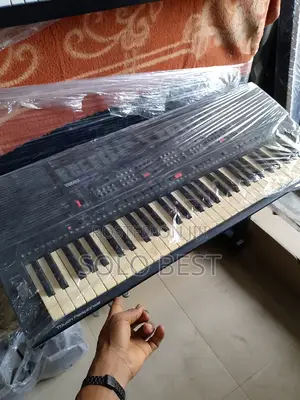 PRS 400 Yamaha Keyboard