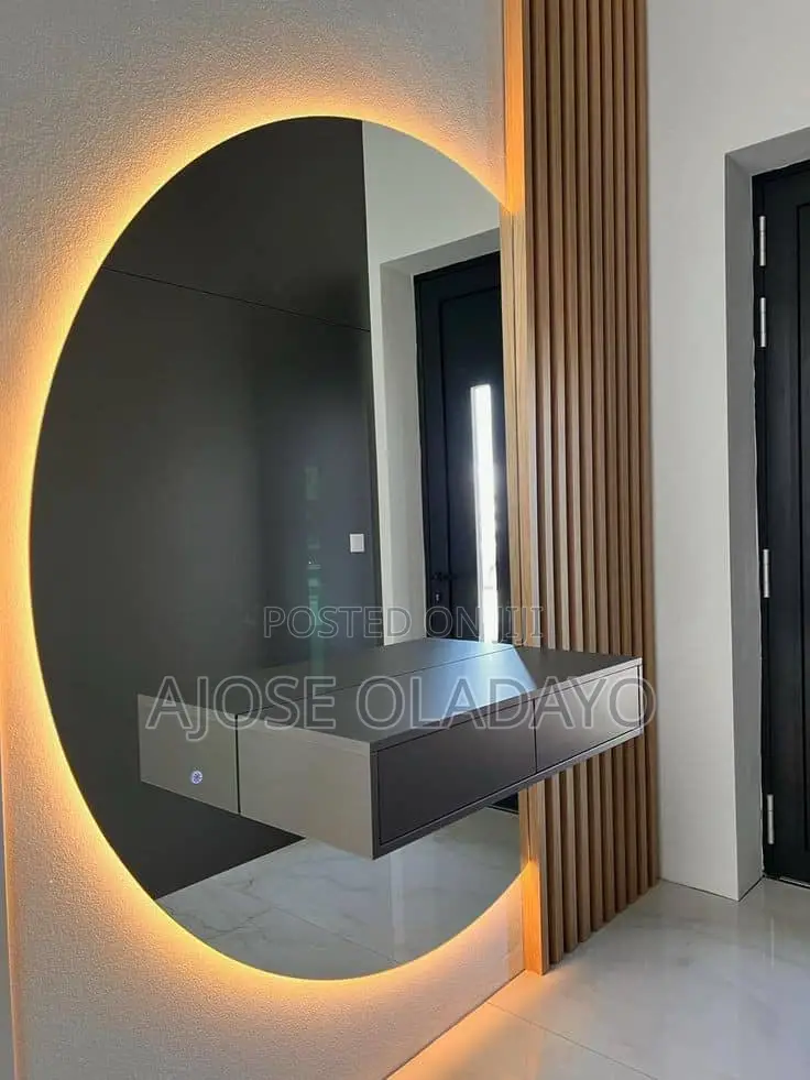 Irregular Mirror Design