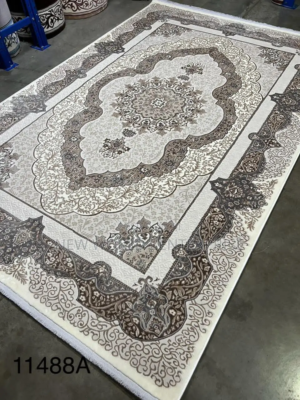 Modern Royal Design Turkish Persian Centre Rug