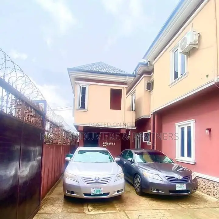 4bdrm Block of Flats in Shell Cooperative, Port-Harcourt for sale