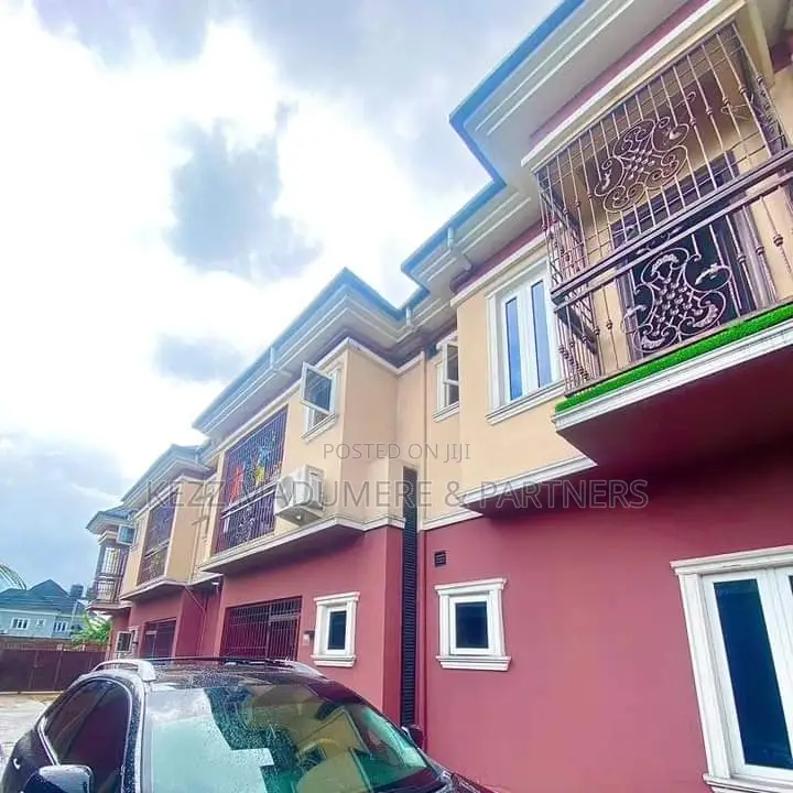 4bdrm Block of Flats in Shell Cooperative, Port-Harcourt for sale