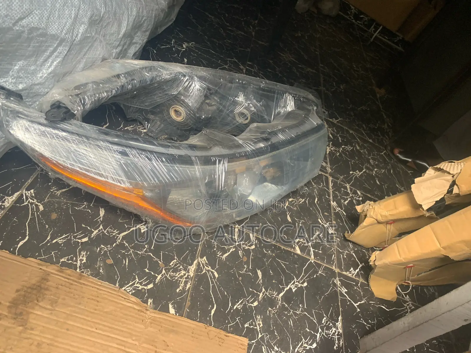Toyota Highlander 2015 Headlight Tokunbo
