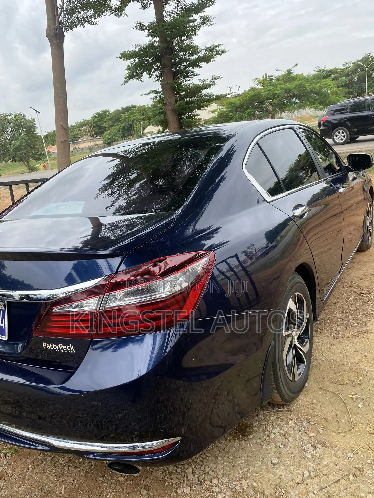 Honda Accord EX-L 4dr Sedan FWD (2.4L 4cyl 2A) 2017 Blue
