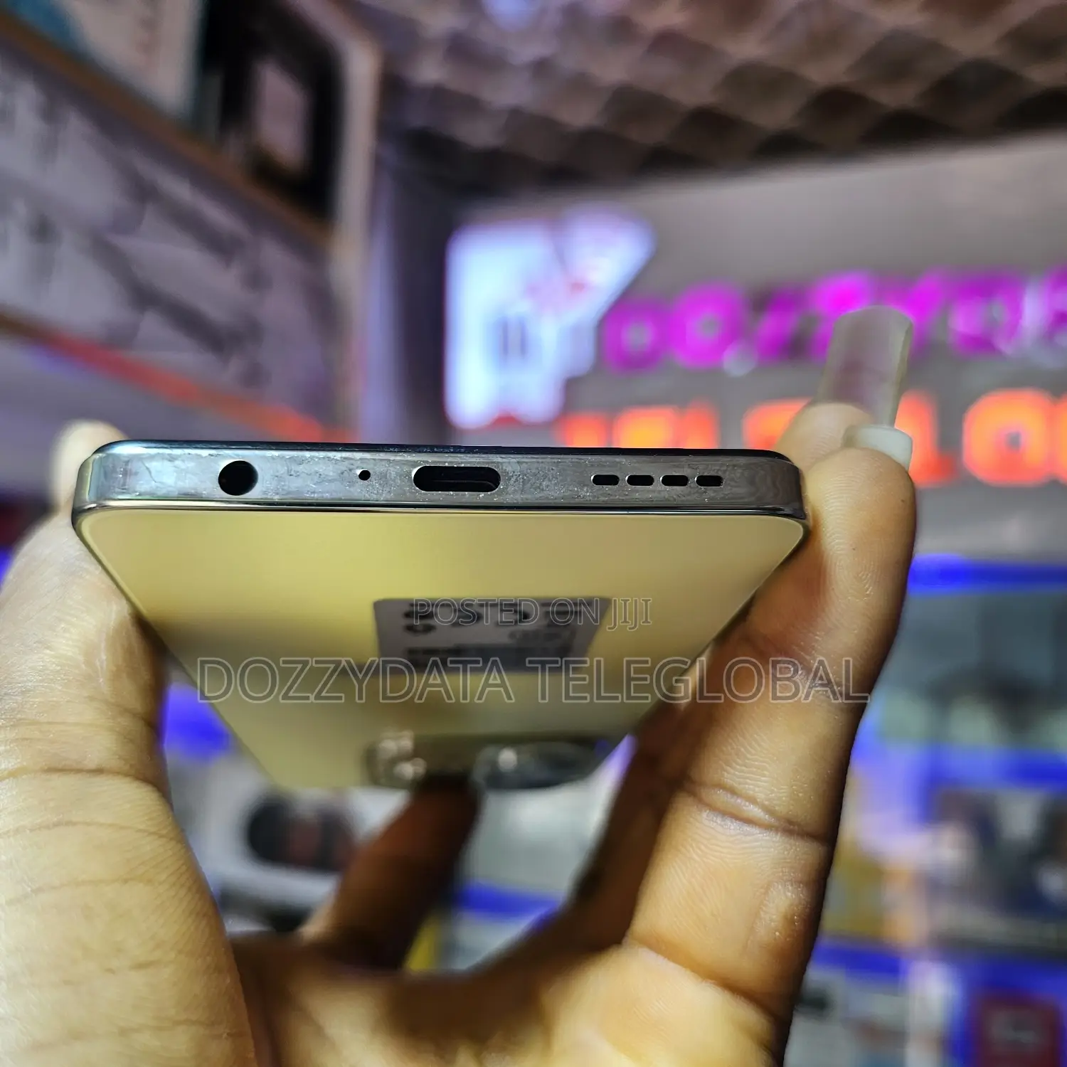 Infinix Hot 40 256 GB