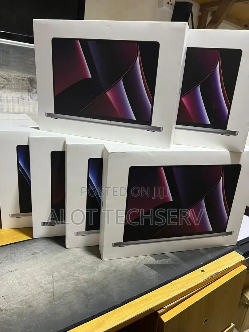 New Laptop Apple MacBook Pro 2023 M2 Max 14-Inch 16GB Apple M2 SSD 1T