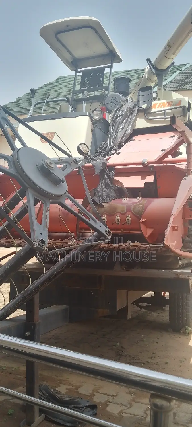 Fieldking Combine Harvester Available for Sale and Rentals