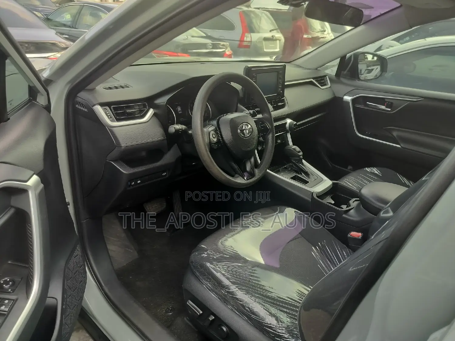 Toyota RAV4 XLE FWD 2020 Green