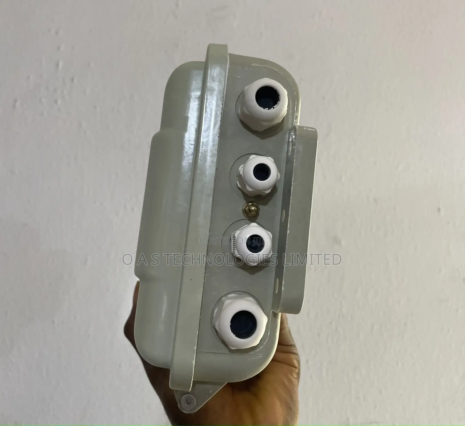 8 Core Fiber Optic Terminal Box 32x9.5x25 Cm