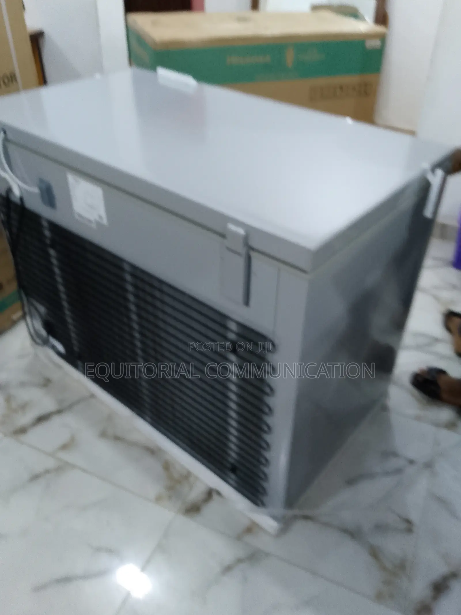 Originall Hisense Chest Freezer Silver