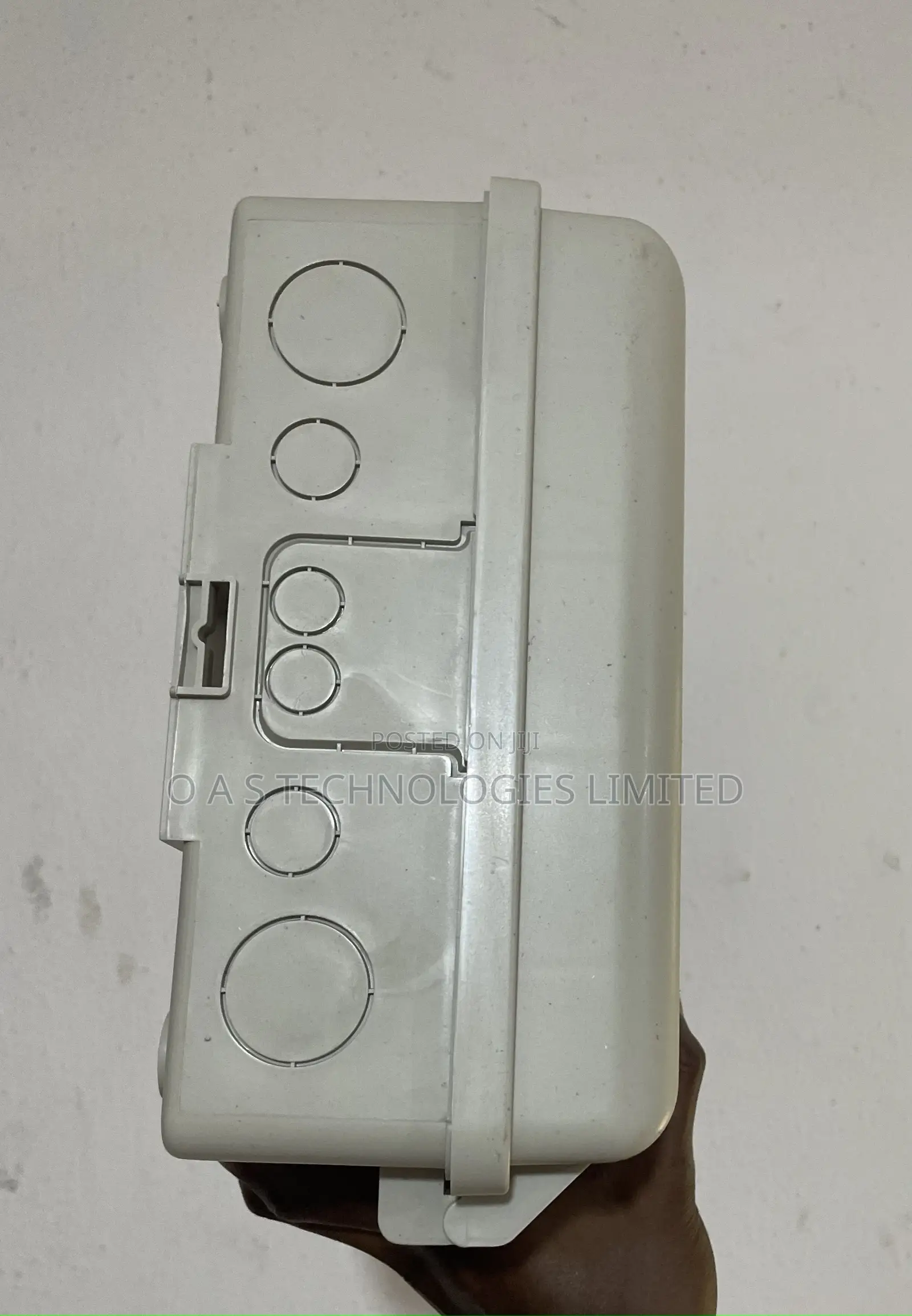 16 Core Fiber Optic Terminal Box 39.5x11.5x29.5 Cm
