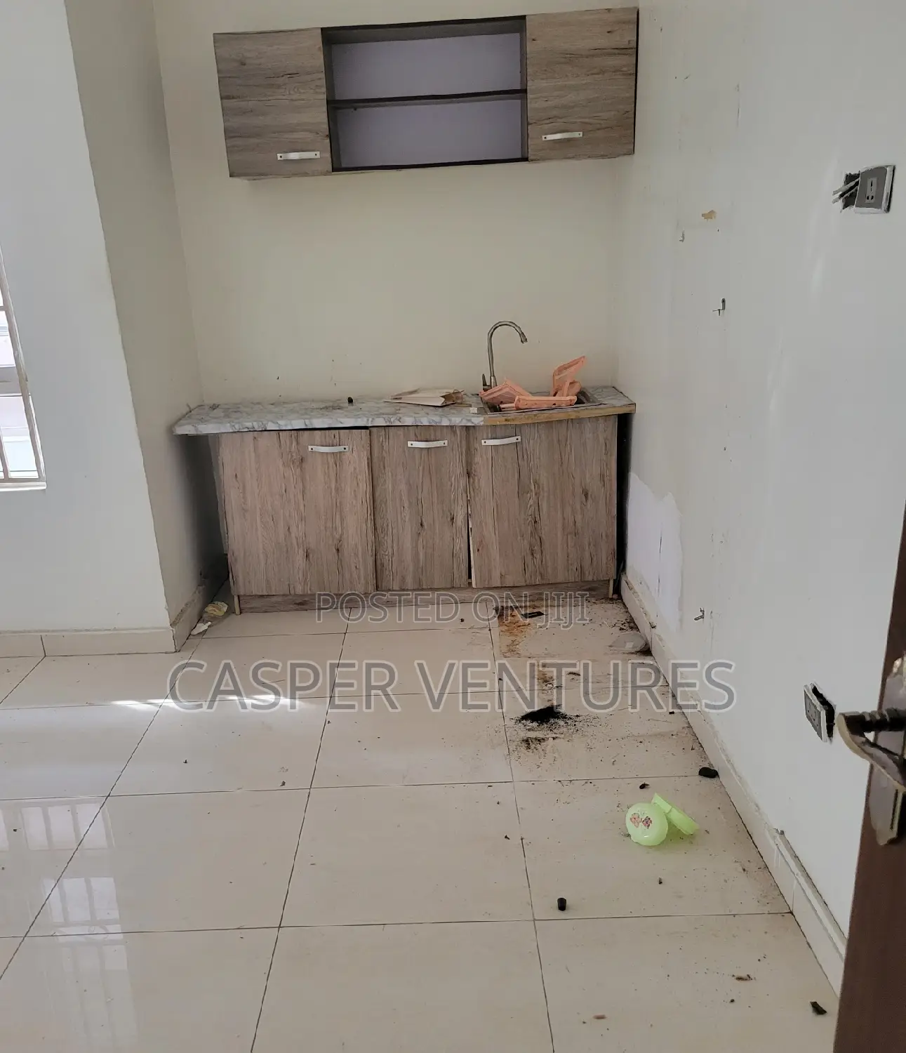 1bdrm Room & Parlour in Chevy View, Chevron for rent