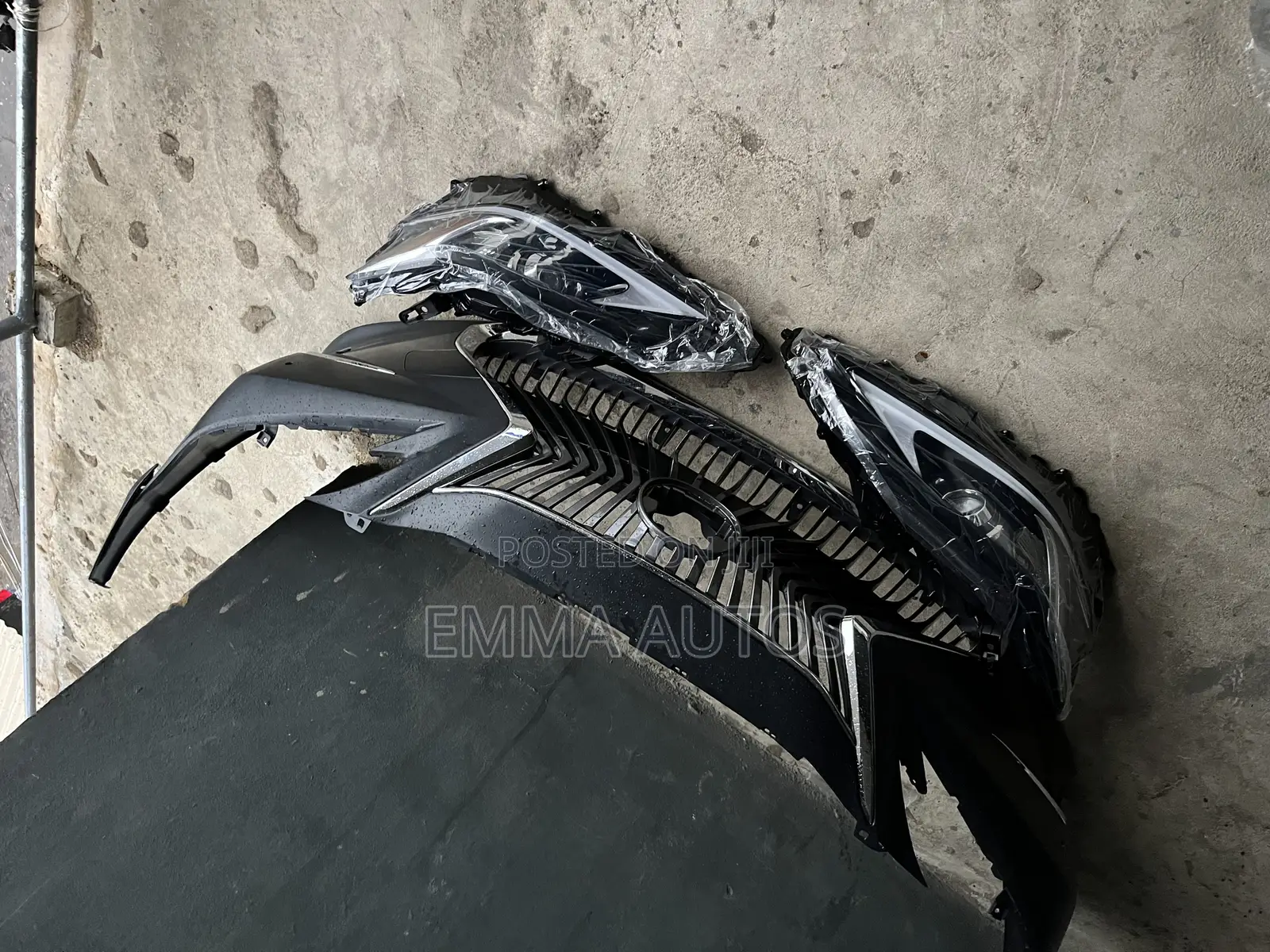 Complete Bumper Es 350 2018 -2020 Direct Available