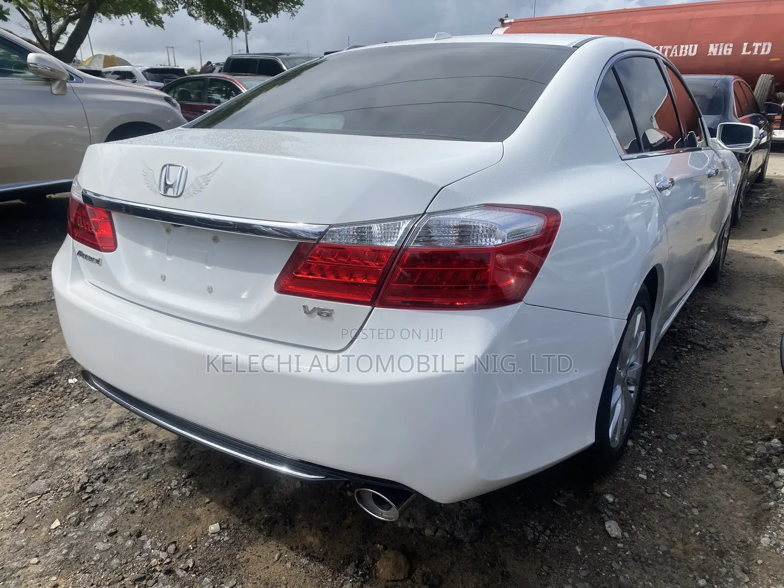 Honda Accord EX-L V-6 4dr Sedan (3.5L 6cyl 6A) 2014 White