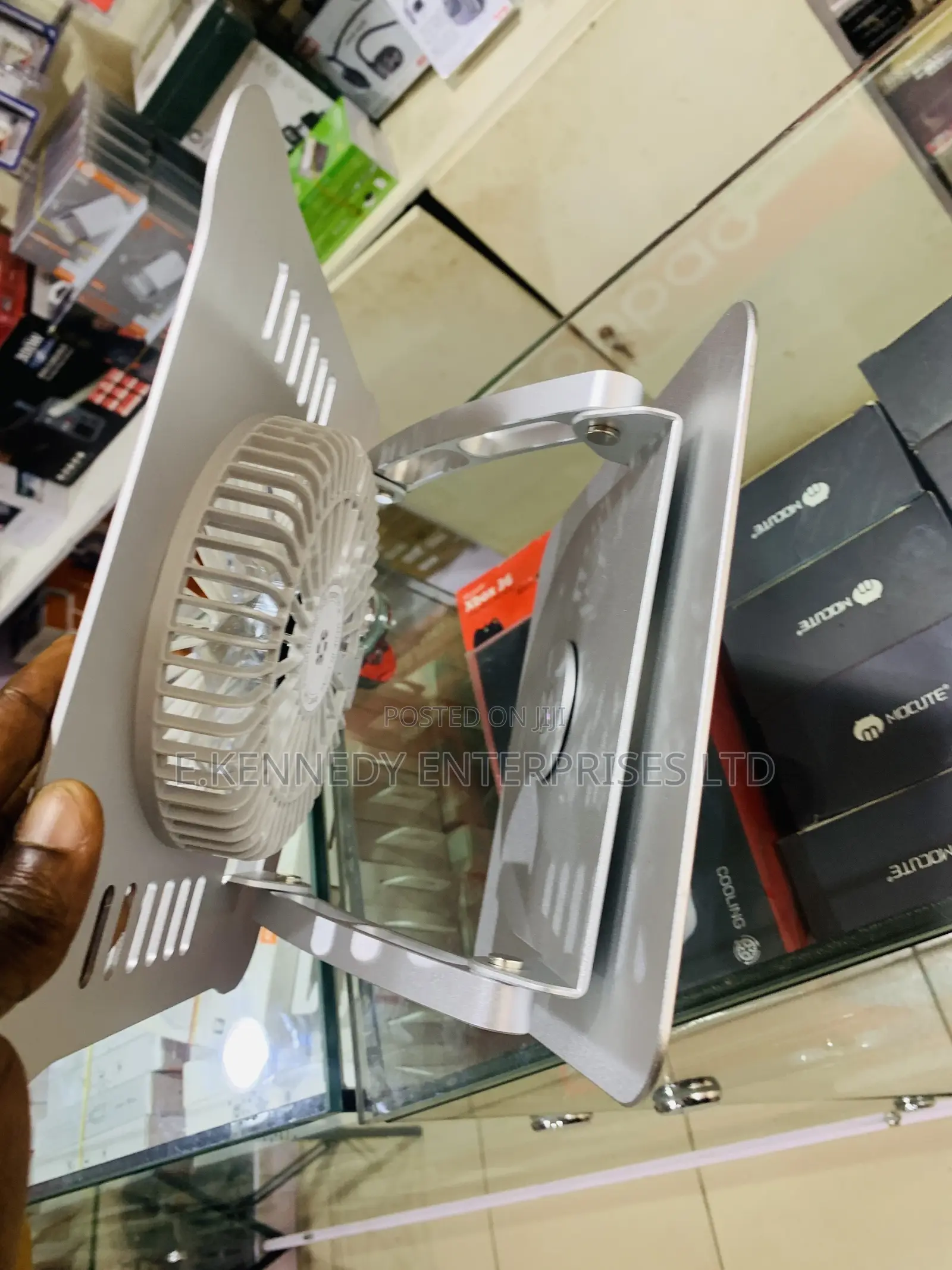 Big Fan Adjustable Laptop Stand