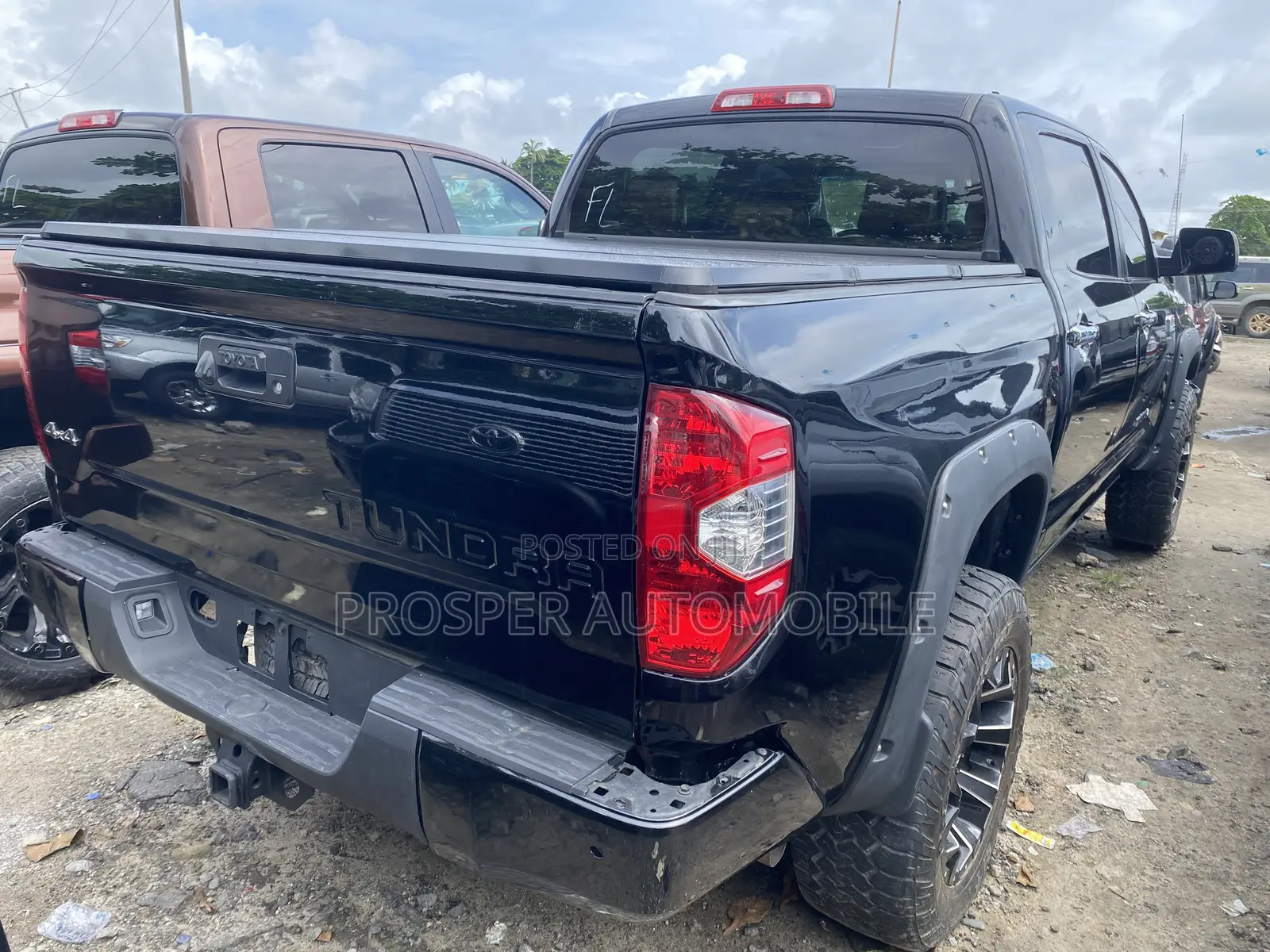Toyota Tundra 2018 Black