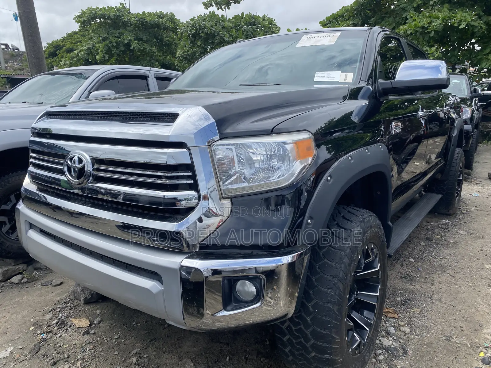Toyota Tundra 2018 Black