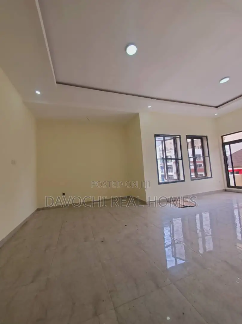 5bdrm Duplex in Ikoyi for rent