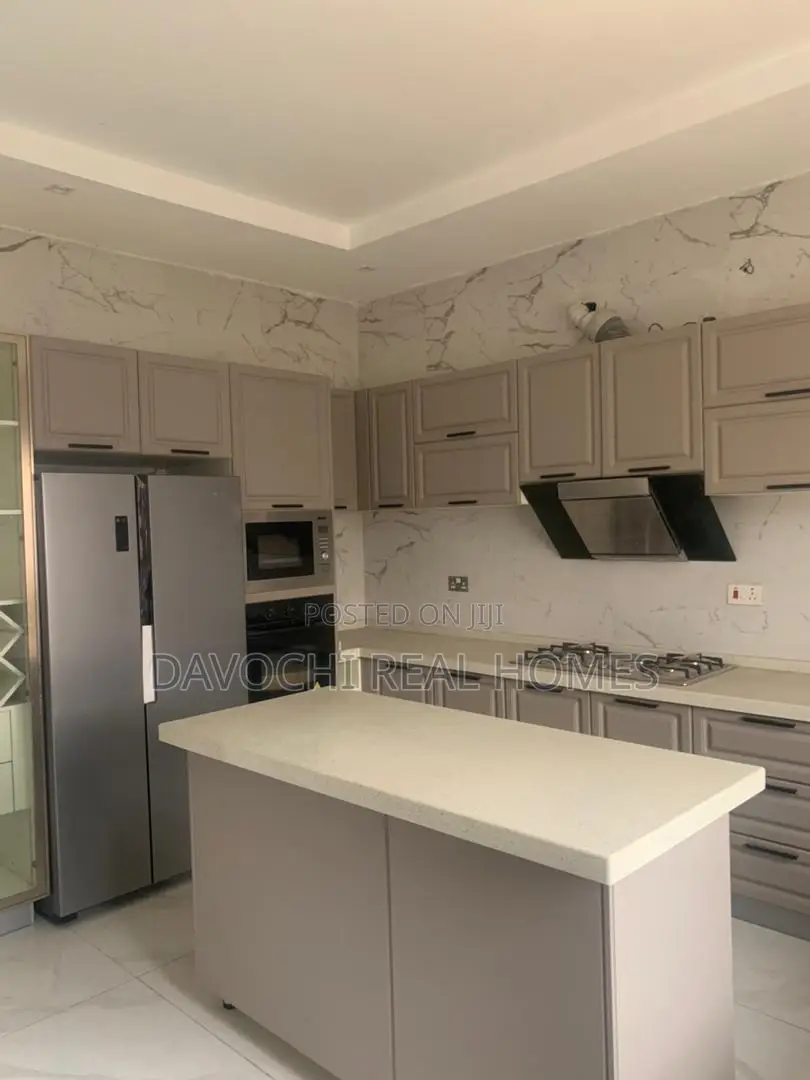 5bdrm Duplex in Chevron Drive, Lekki for rent