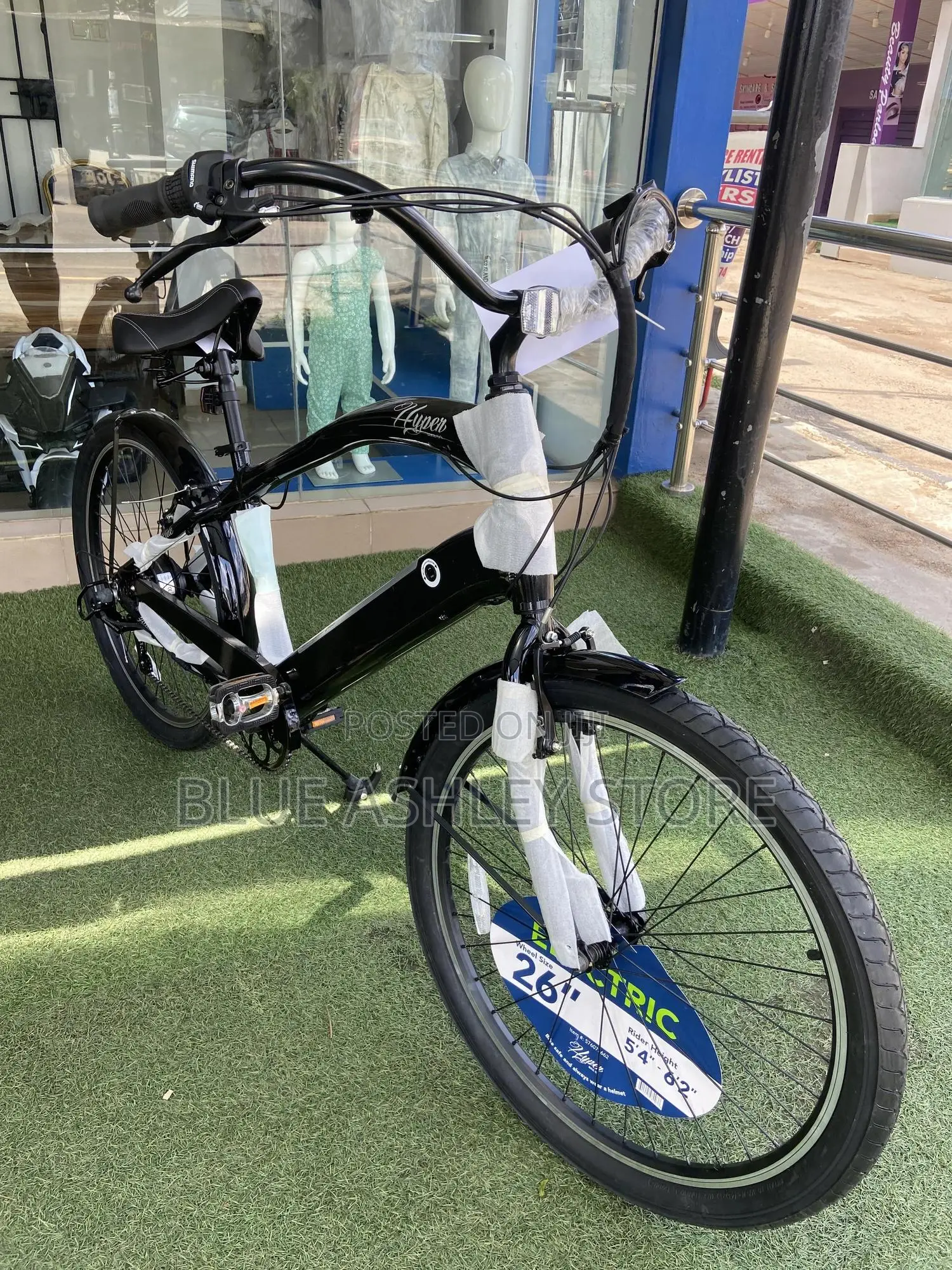 Hyper Bicycles 26" Men's E-Bike Cruiser With Pedal-Assist,