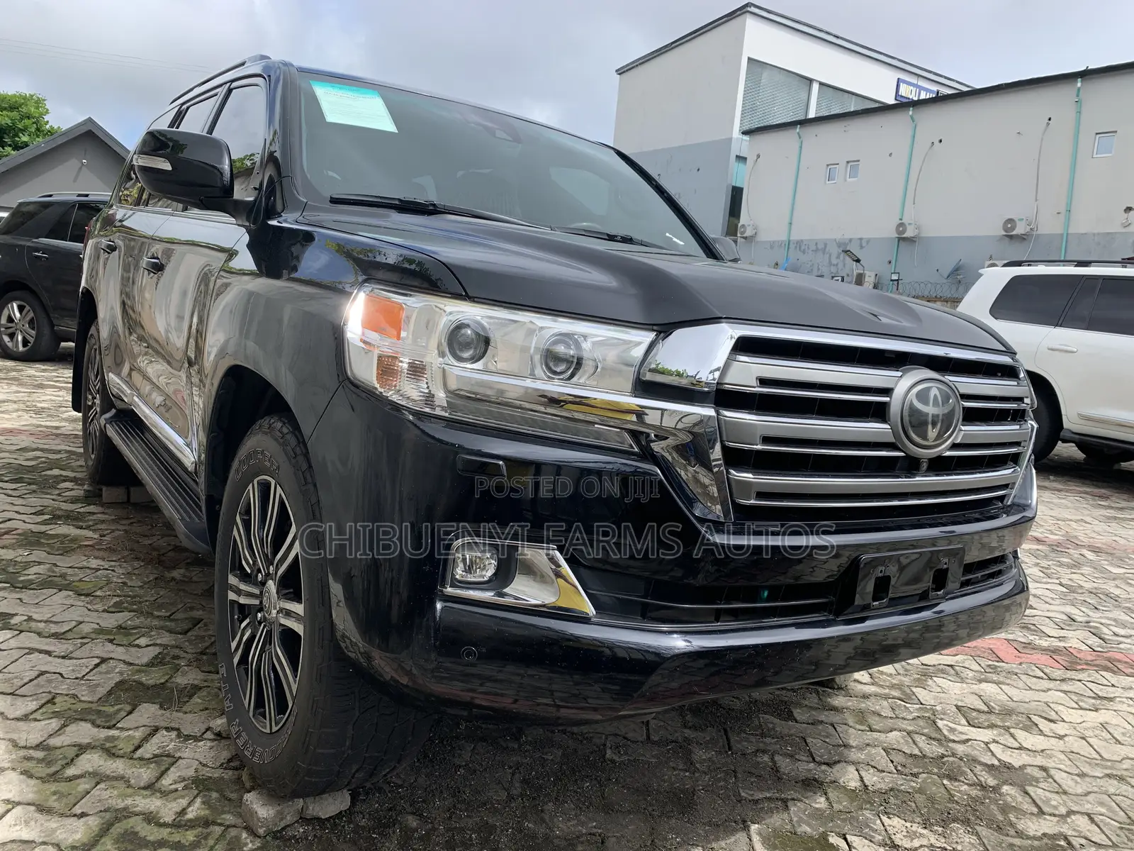 Toyota Land Cruiser 5.7 V8 VXR 2017 Matt Black