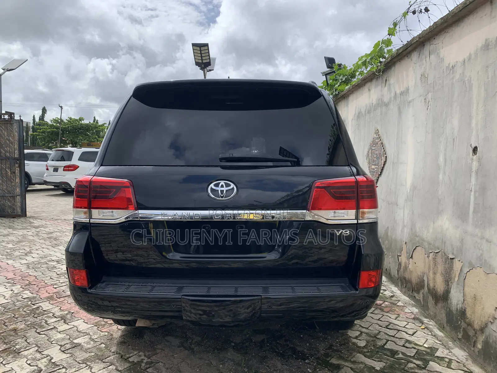 Toyota Land Cruiser 5.7 V8 VXR 2017 Matt Black