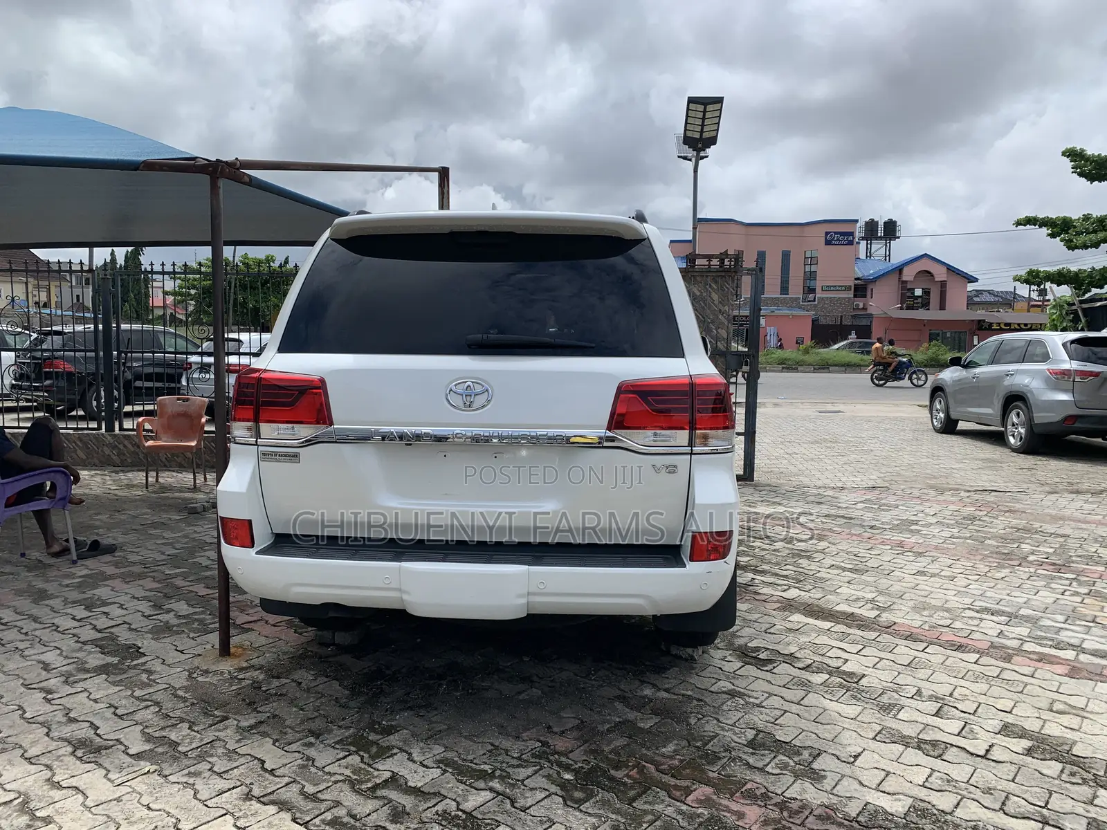 Toyota Land Cruiser 5.7 V8 VXR 2017 White