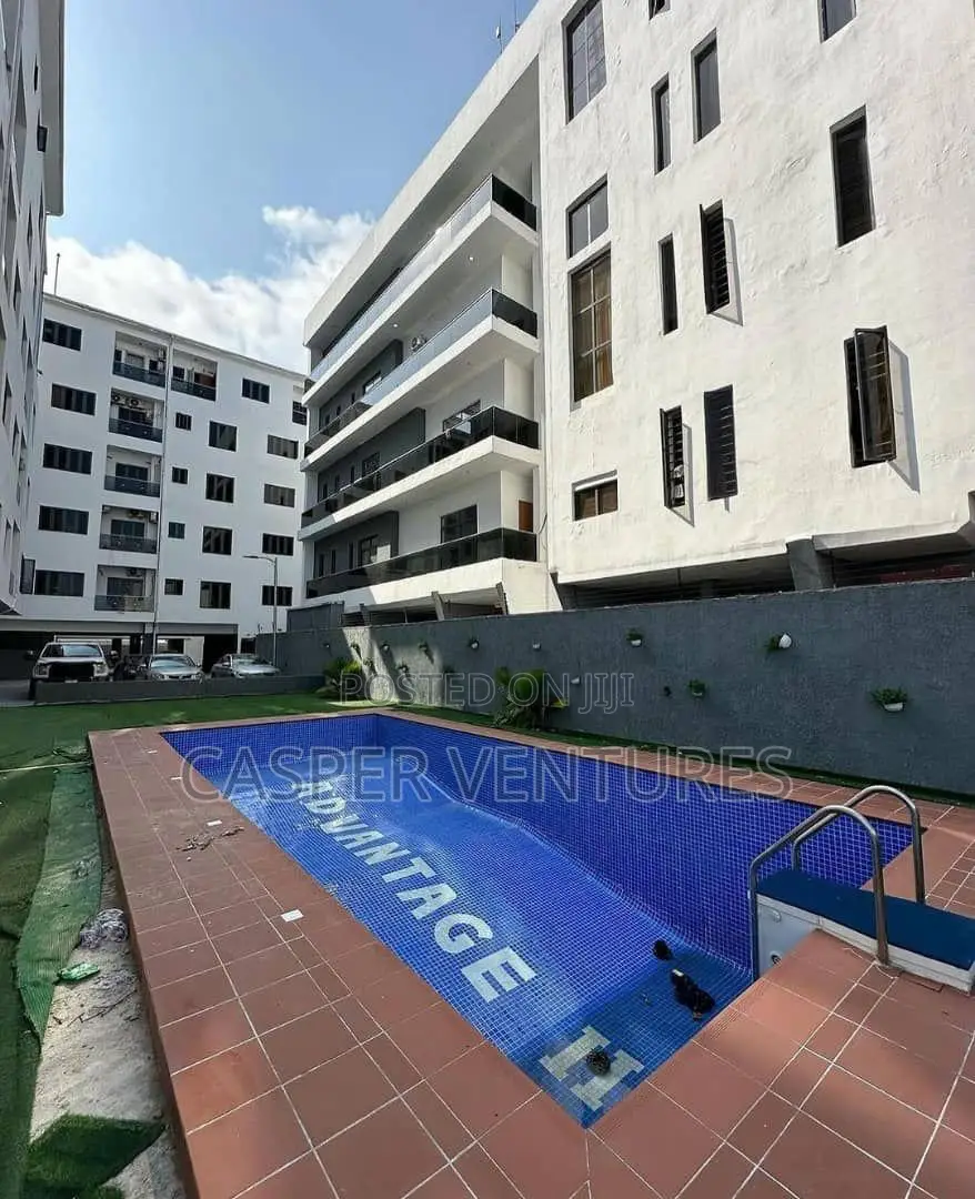 3bdrm Apartment in Gbada, Ikate for sale