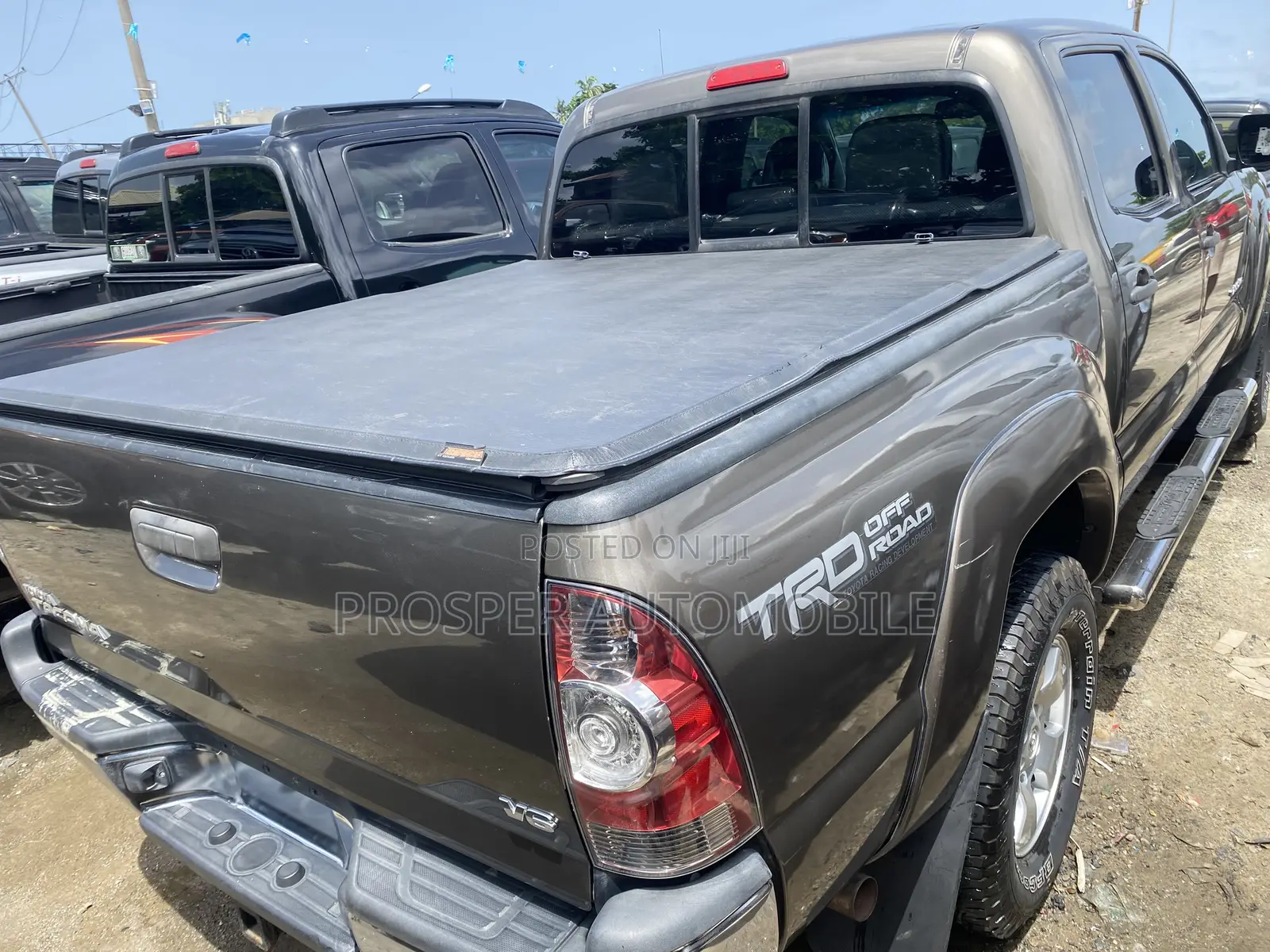 Toyota Tacoma 2013 Brown