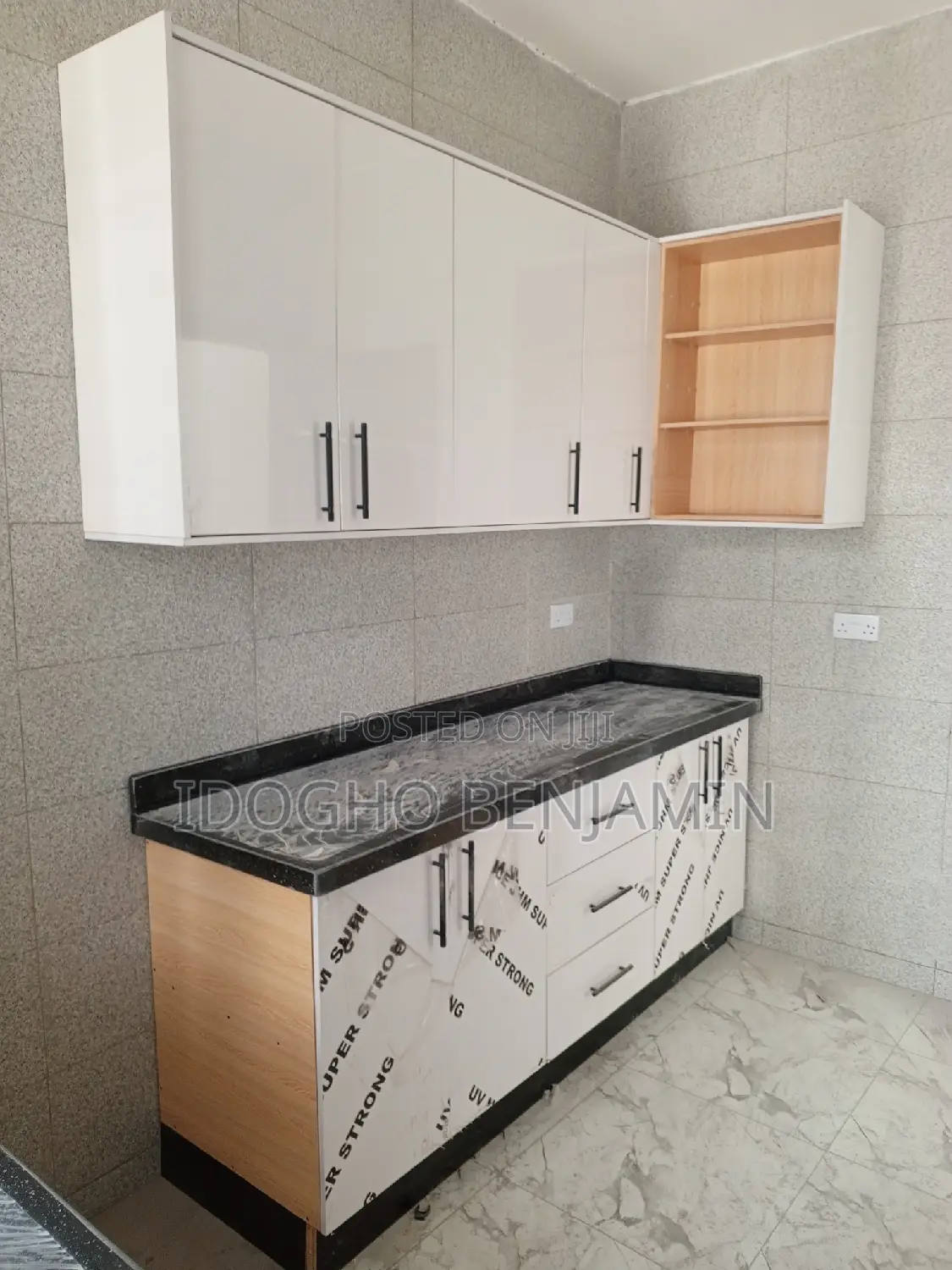 High Gloss Kitchen Cabinets With Black Marble Top