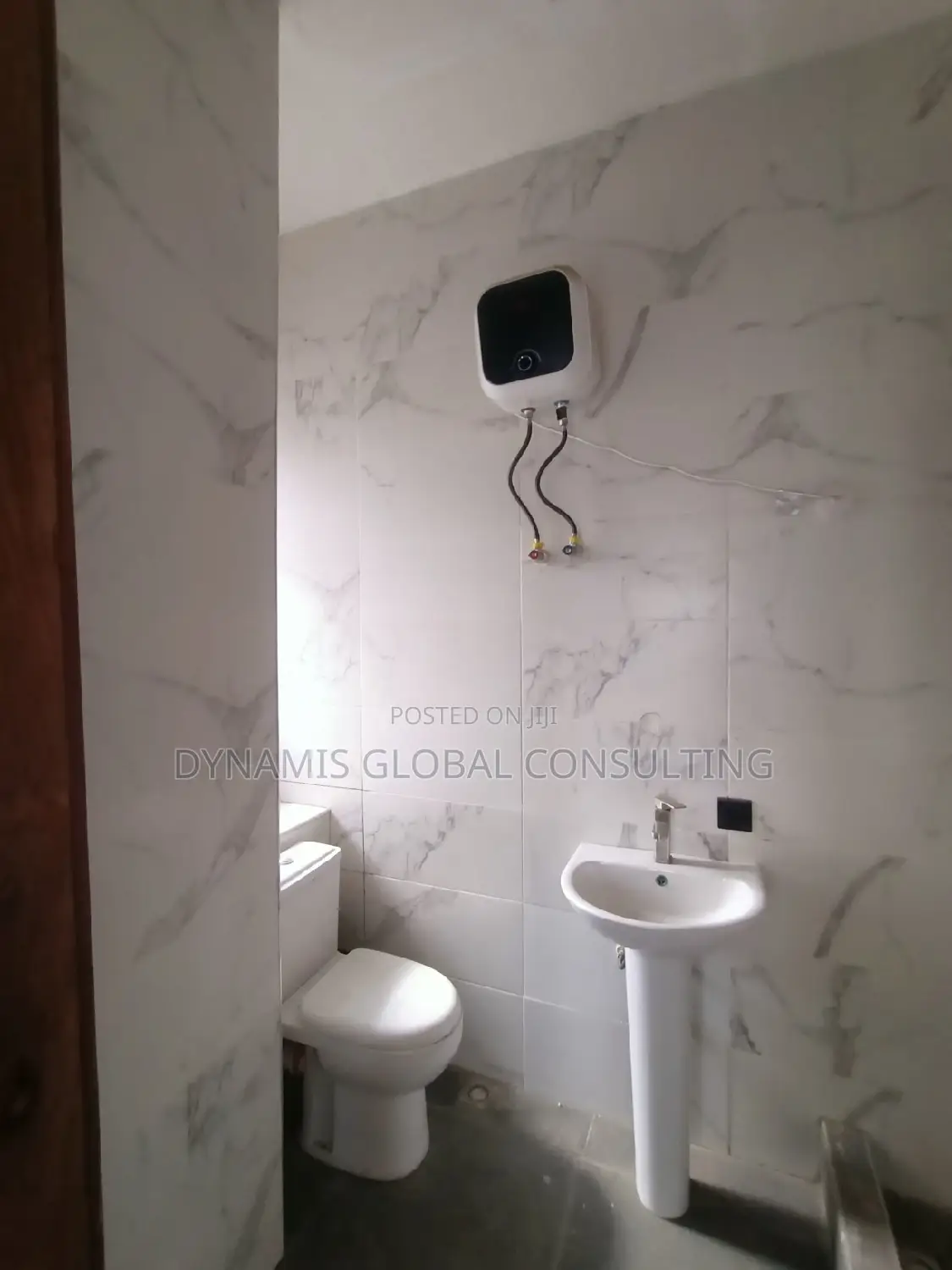 Furnished 3bdrm Maisonette in Omole Phase2 for sale