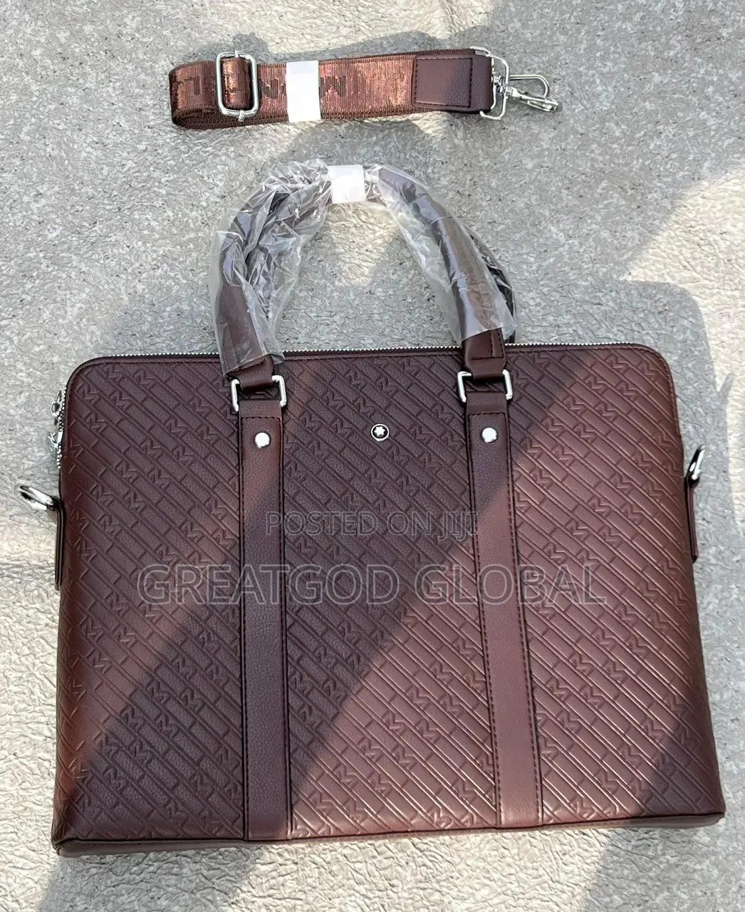 Top Quality Laptop Bag Available in Store