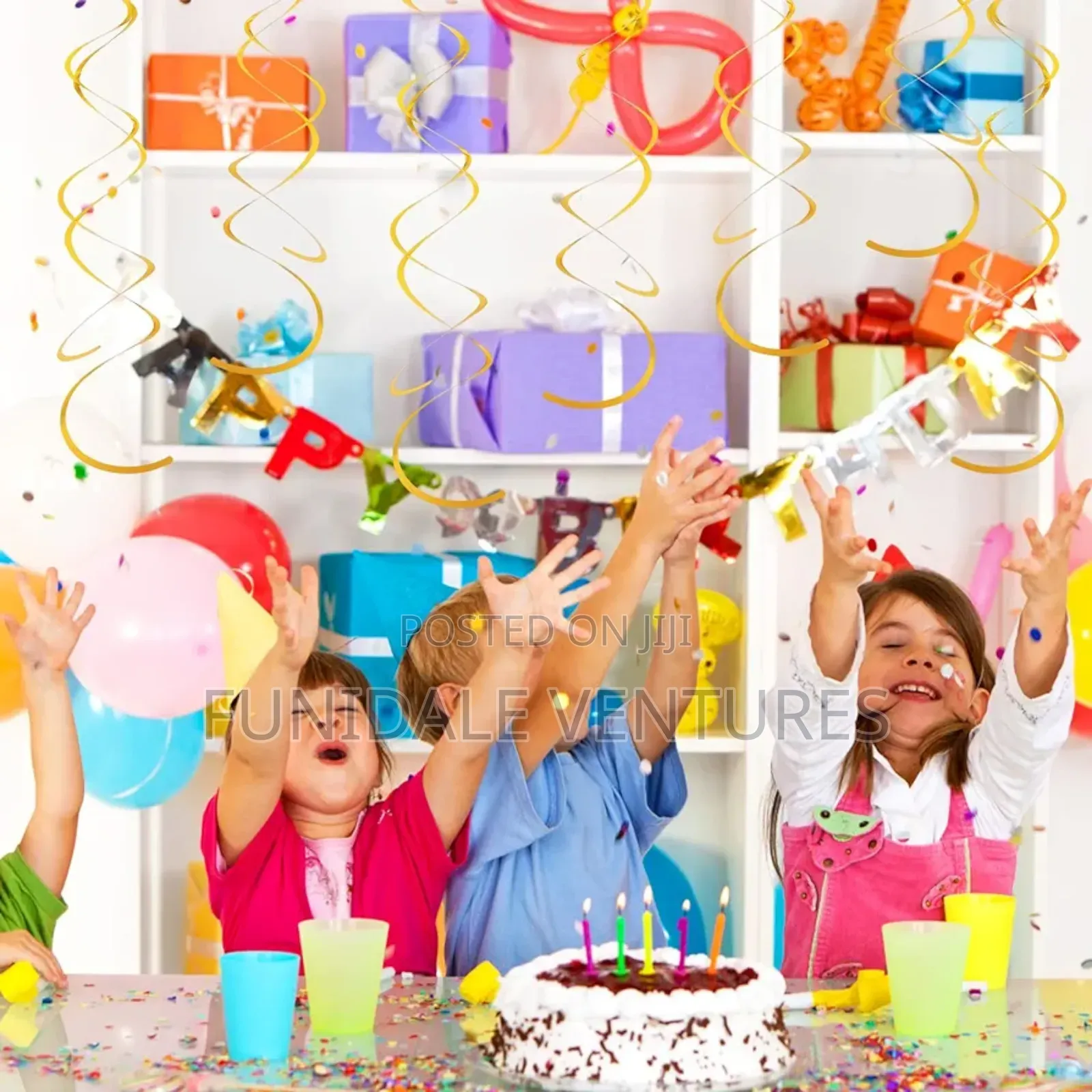 30 Pack Hanging Swirls Decoration