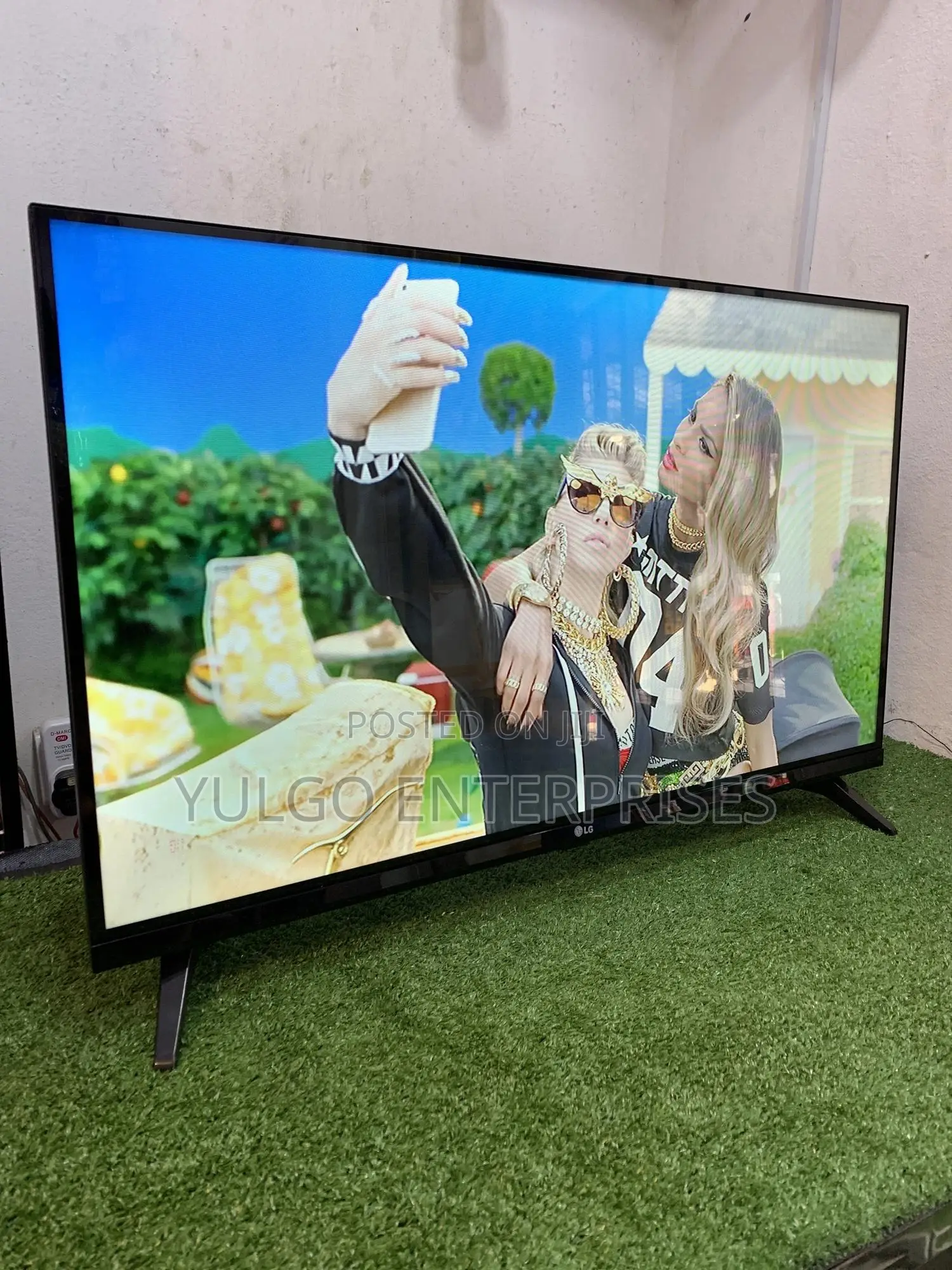 Brand New 32 Inch Lg Led Tv
