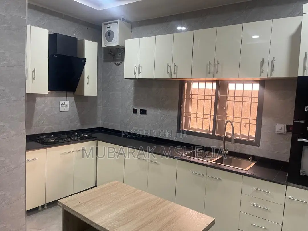 Furnished 5bdrm Duplex in Seaman, Lugbe District for sale