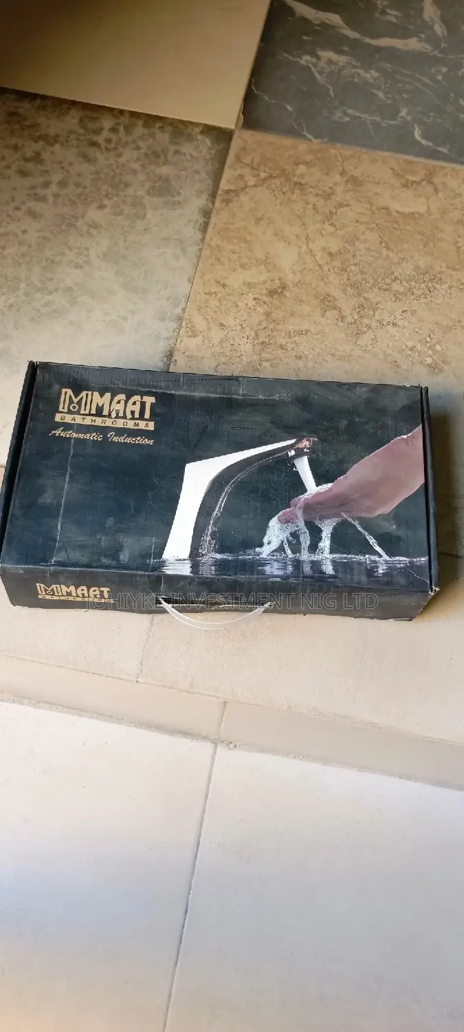 Mmaat England Sensor Washand Basin Tap