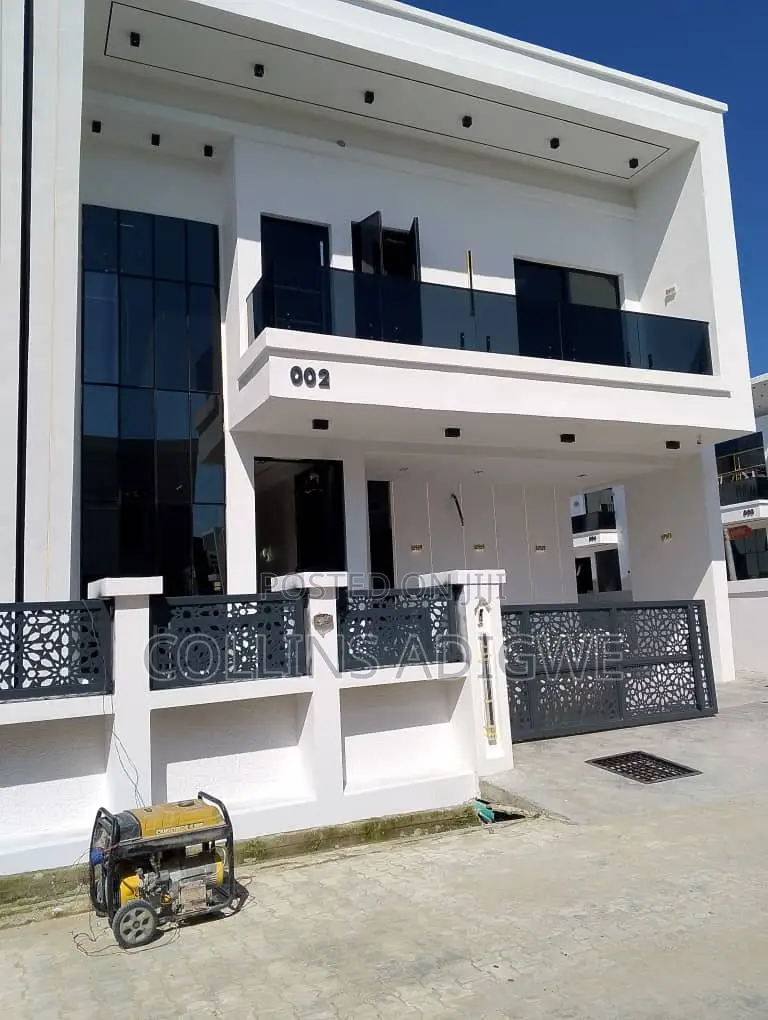5bdrm Duplex in 24 Hrs Light Estate for sale