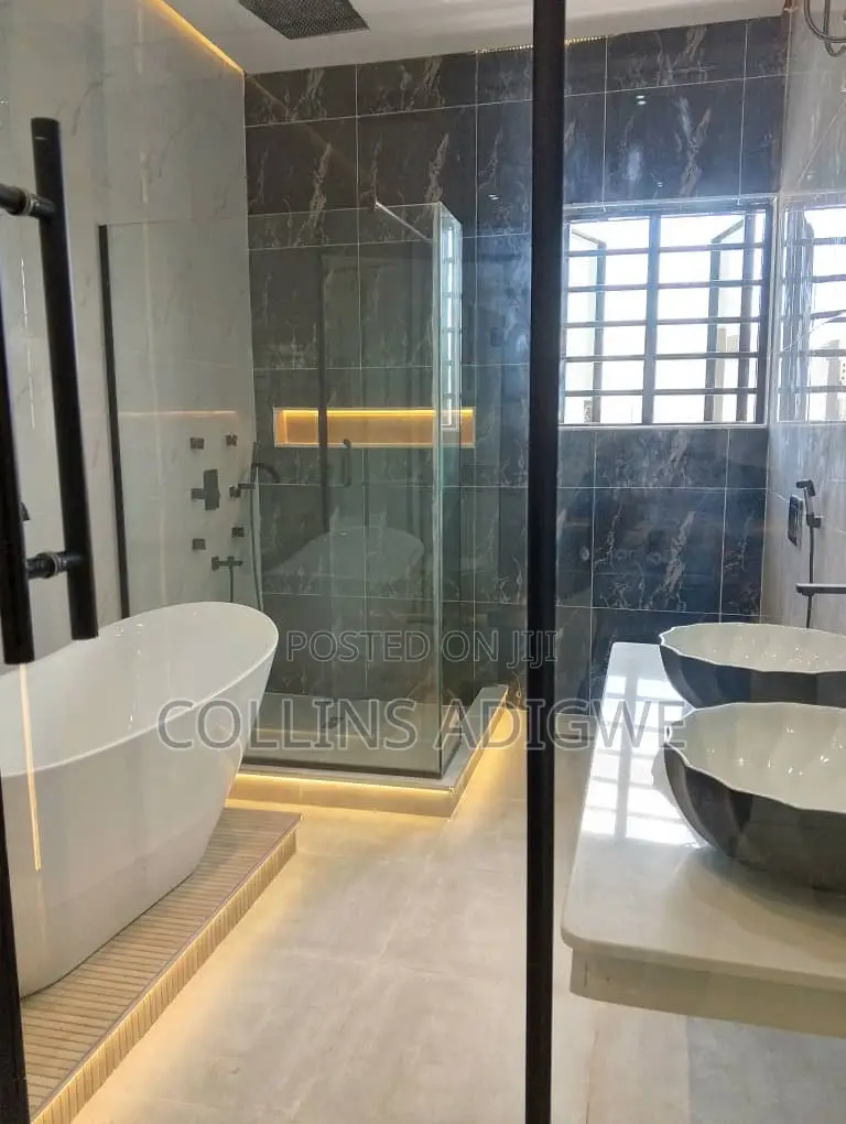 5bdrm Duplex in 24 Hrs Light Estate for sale