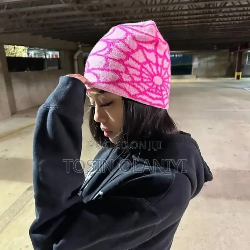 High Quality Cobweb Headwarmer