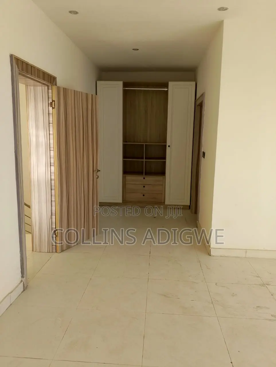 4bdrm Duplex in Chevron for rent