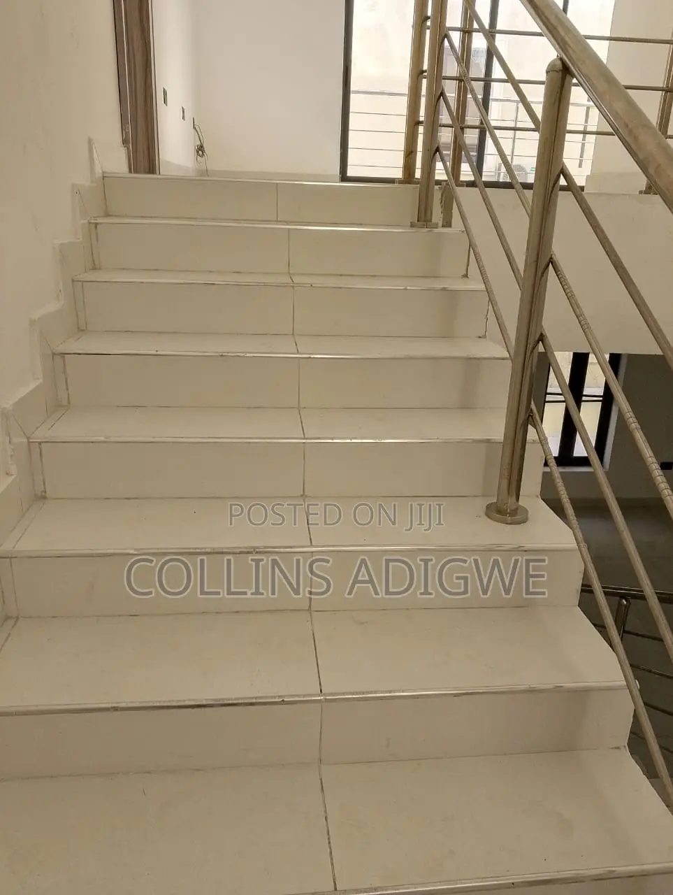 4bdrm Duplex in Chevron for rent