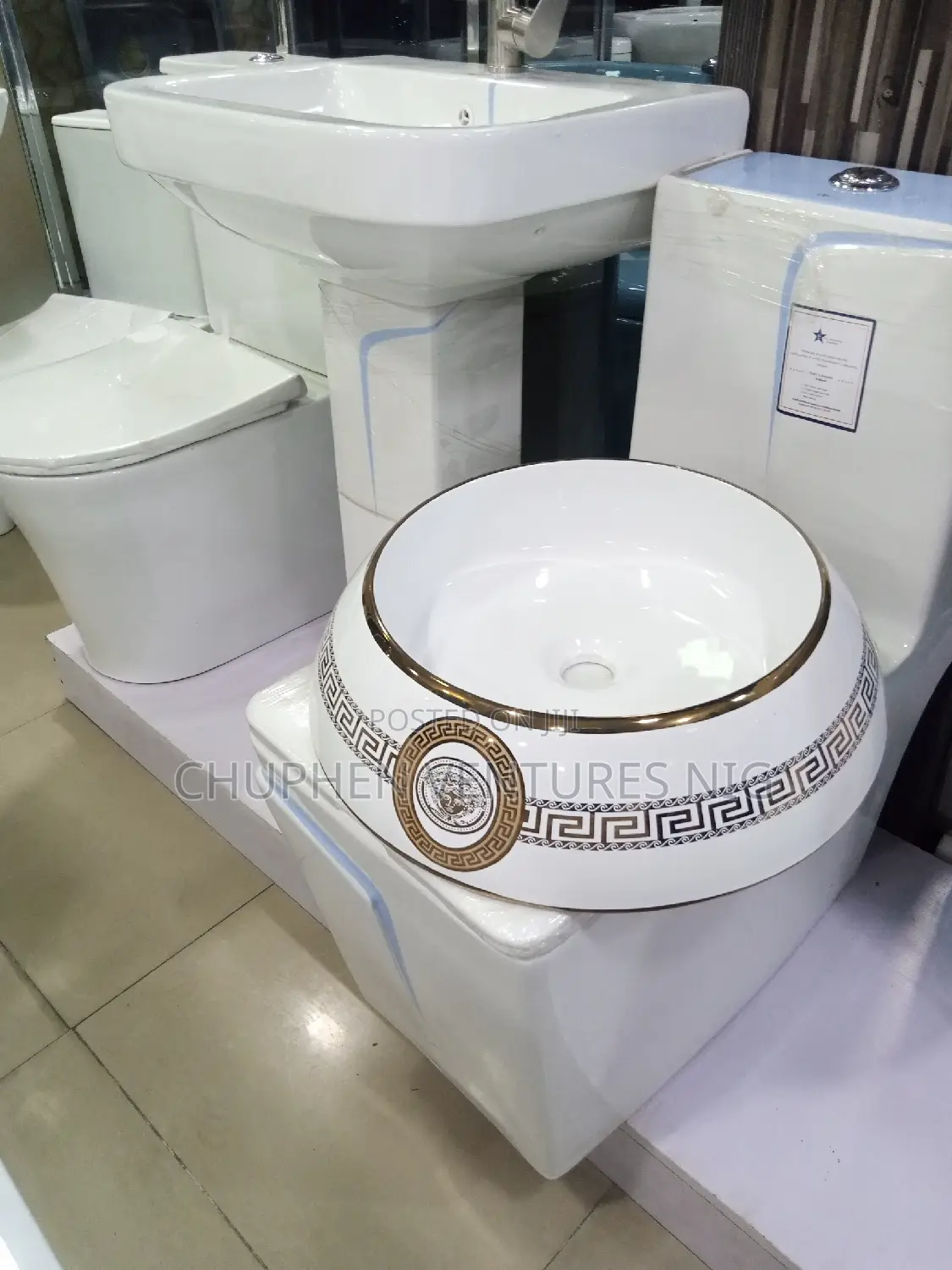 Royal and Exquisite Luxury Washing Hand Basin